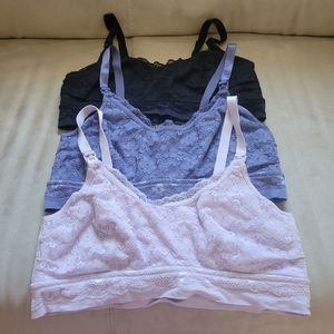 Lot of 3 nursing barlette